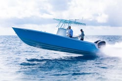 Contender 28 Sport fishing boat